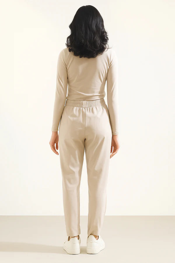 Peg High-Waist Pants